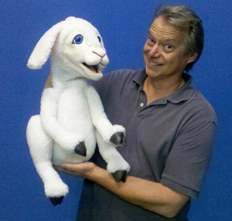 Lamb Puppet by Axtell